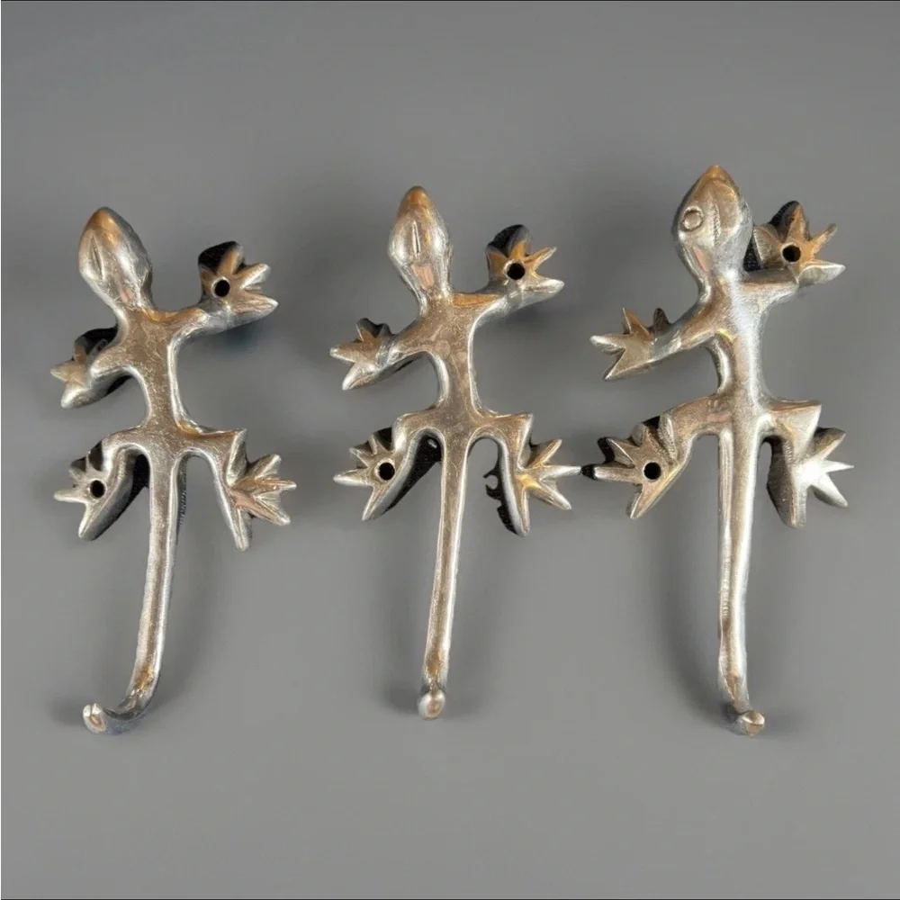 Set of 3 Aluminum GECKO LIZARD Wall Hooks Tail Hangs Plants Keys Coats Hats 7